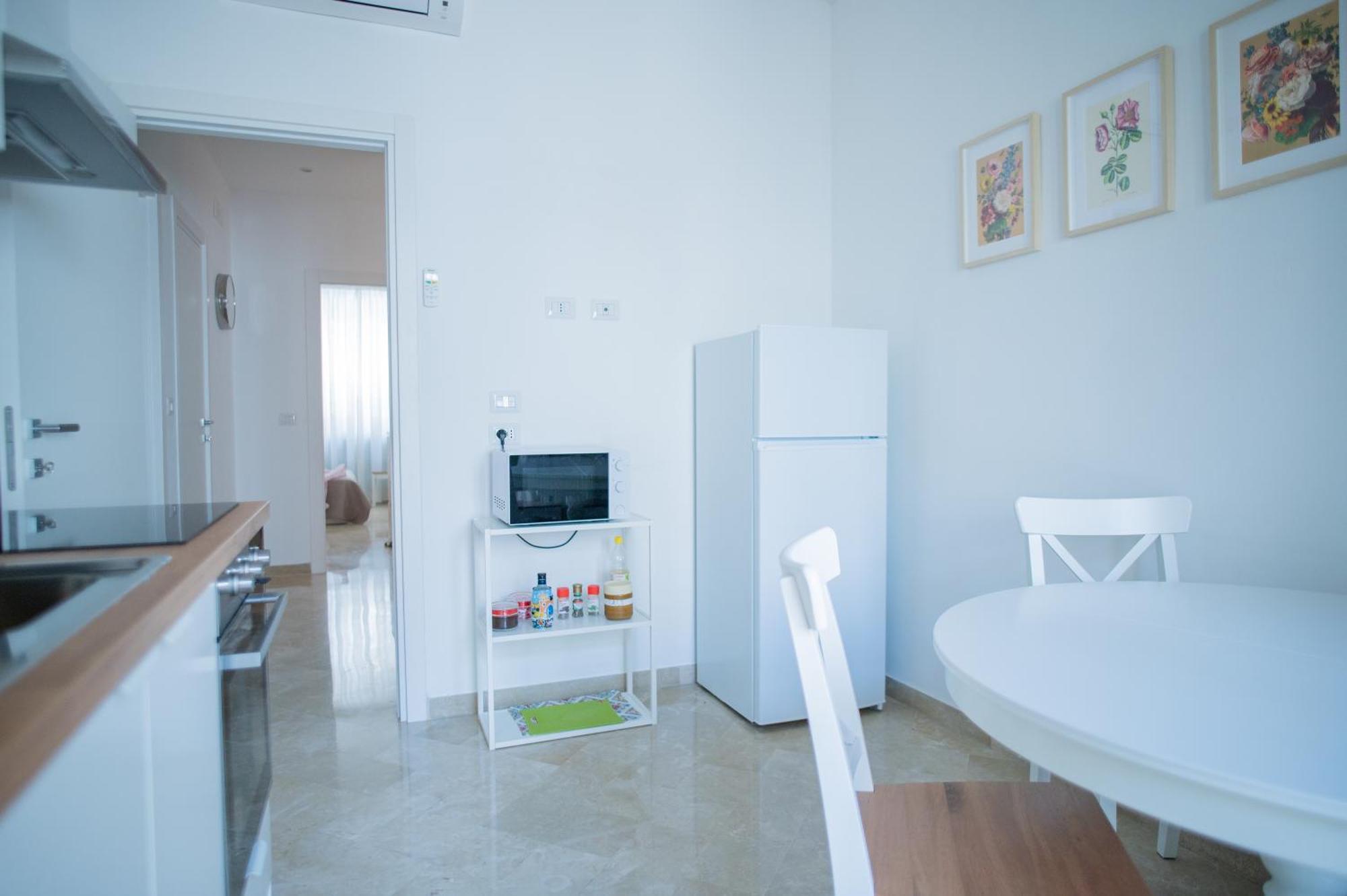 Dall'Arca Apartments Bari Esterno foto